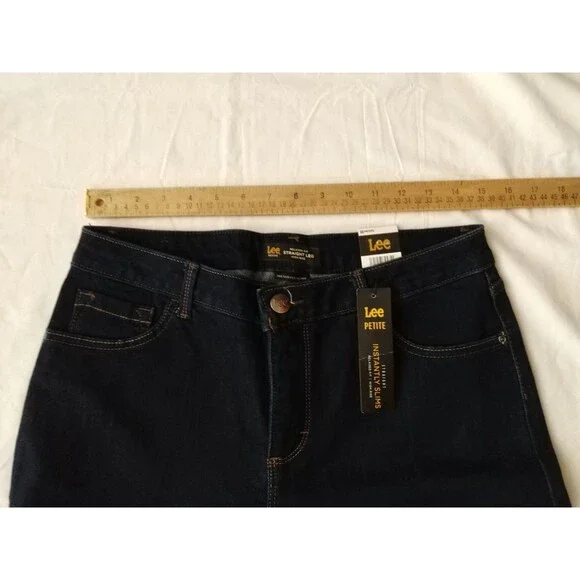 NWT Woman LEE Instantly Slims JEANS Sz 10 PETITE Dark Blue Straight Leg Relaxed - Picture 13 of 15